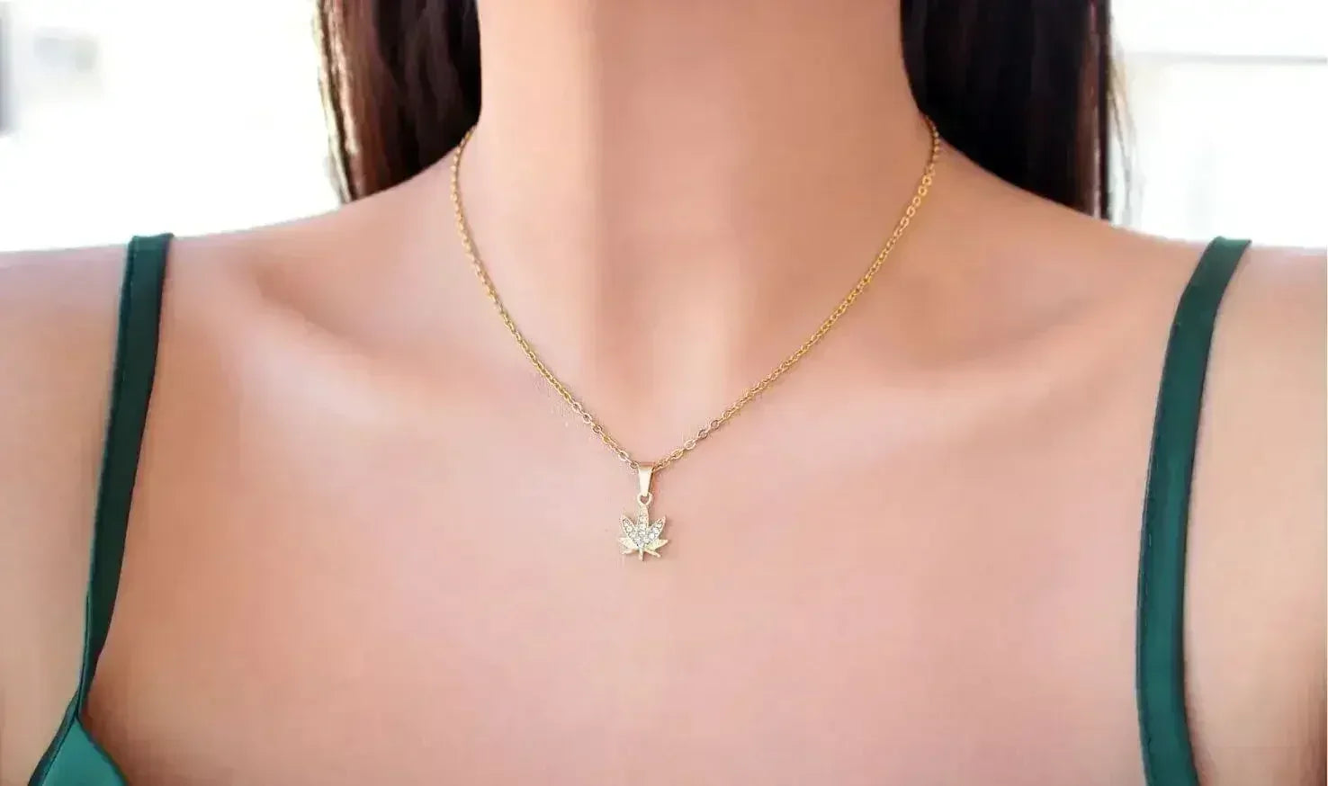 24 Karats Dainty Cannabis Leaf Necklace - Femstylo