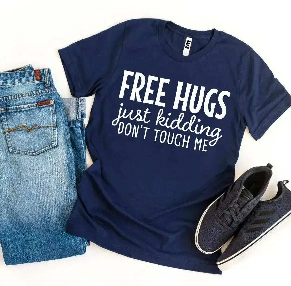 Free Hugs T-shirt - Femstylo
