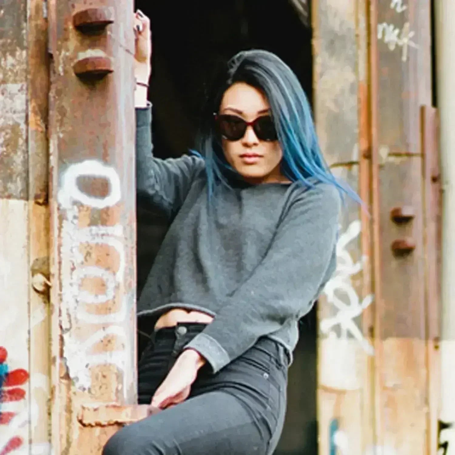 Jase New York Cosette Sunglasses in Bordeaux Red - Femstylo