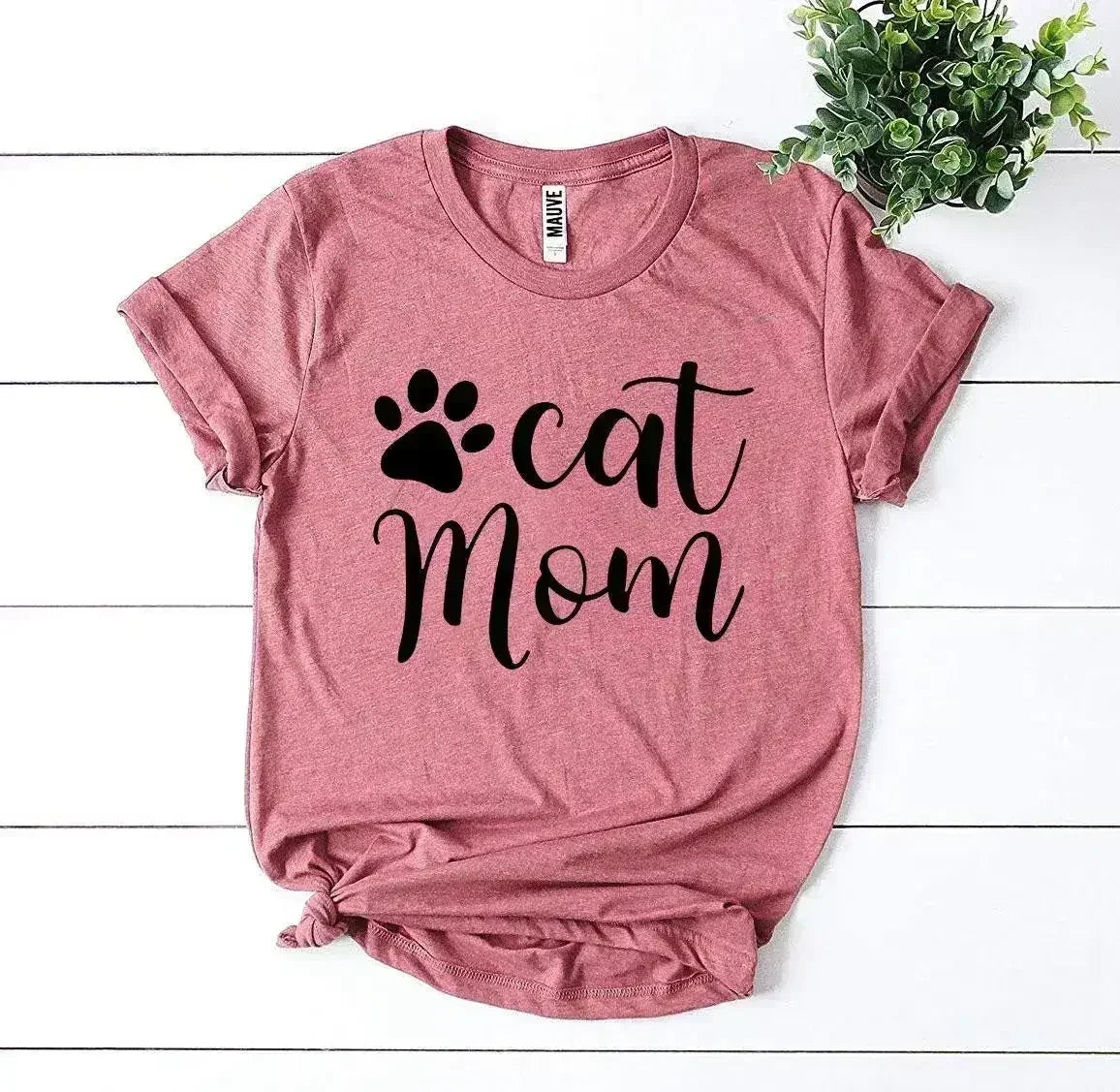 Cat Mom T-shirt - Femstylo