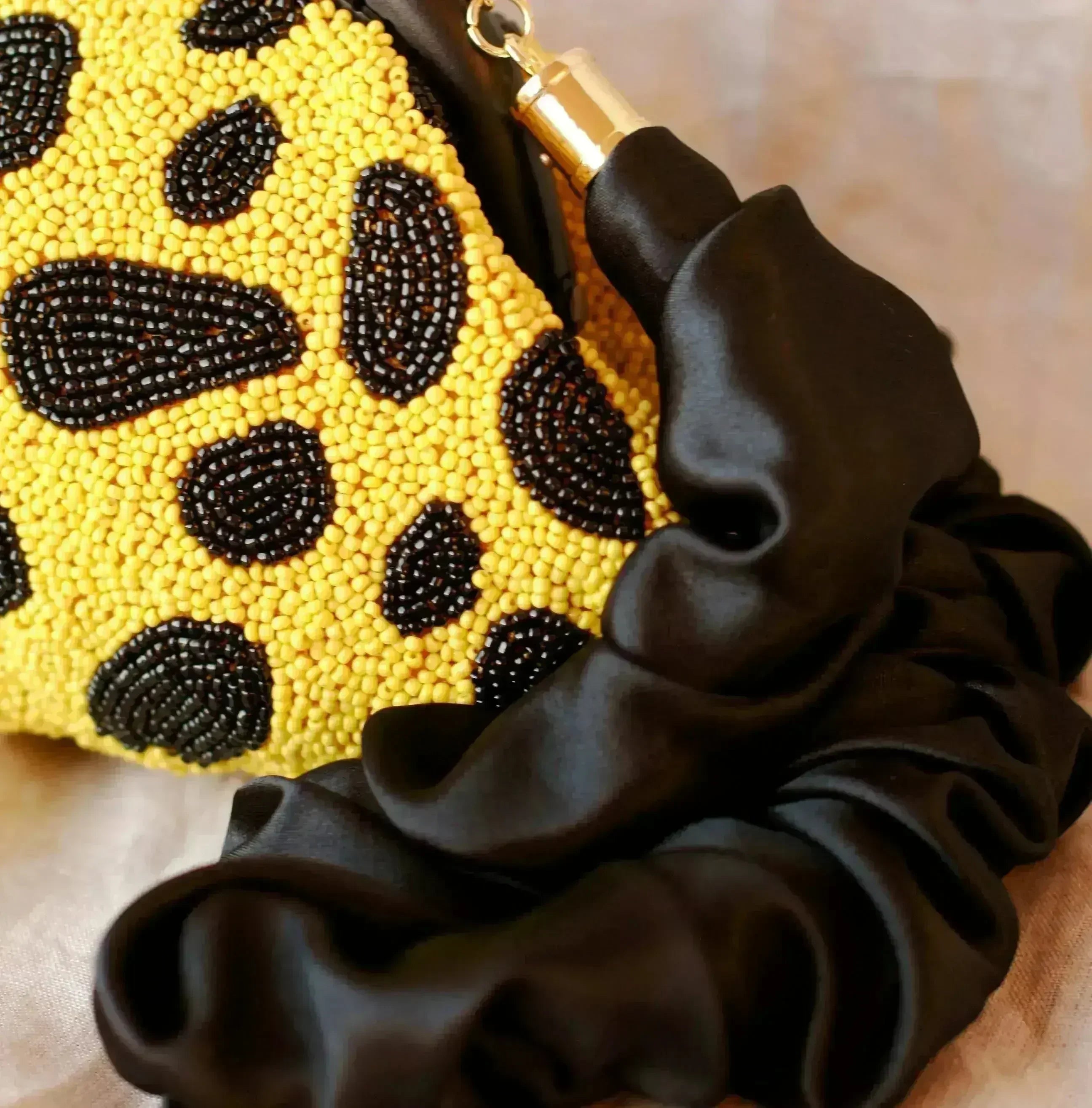 ARNOLDI VENOM Hand-beaded Clutch, in Black & Yellow - Femstylo