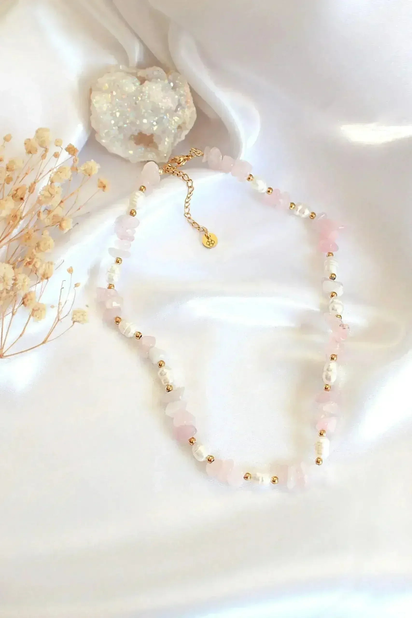 Natural Rose Quartz Crystal & Freshwater Pearls Choker - Femstylo