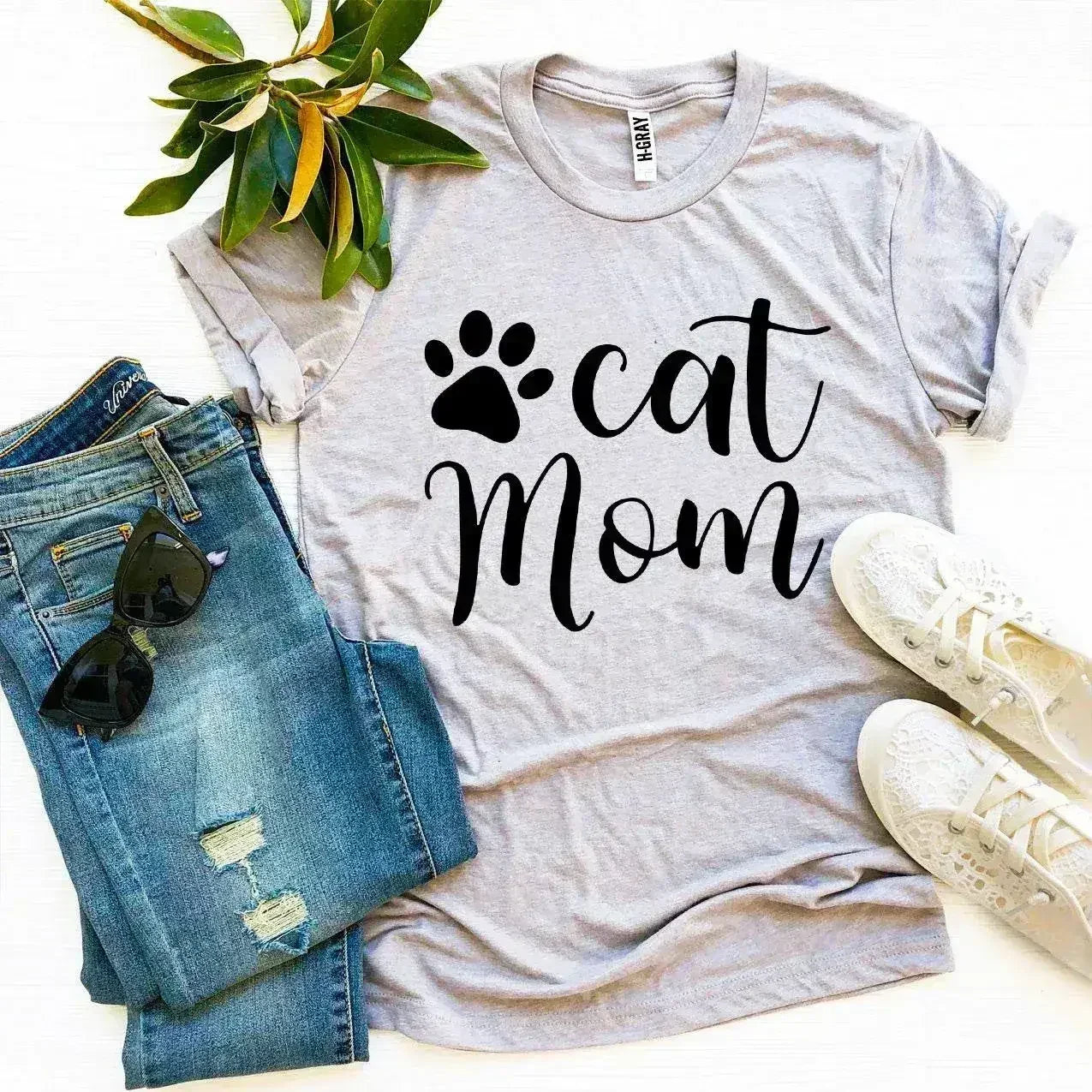 Cat Mom T-shirt - Femstylo