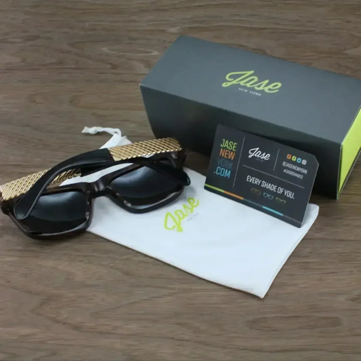 Jase New York Royce Sunglasses in Havana - Femstylo