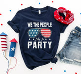 We the people like to party T-shirt - Femstylo