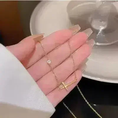 Faith based cross necklace - Femstylo