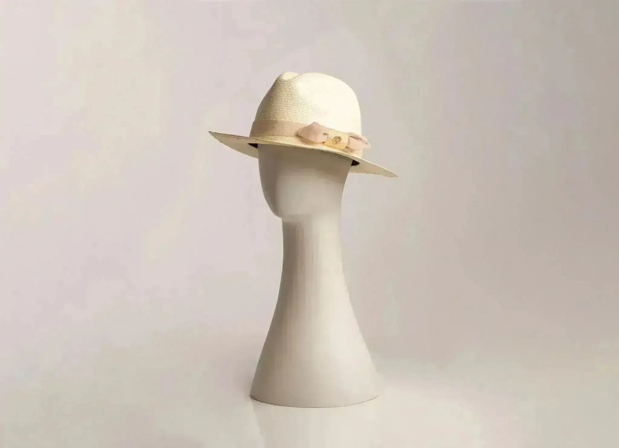 Sonder & Holliday - The Fino Hat - Femstylo