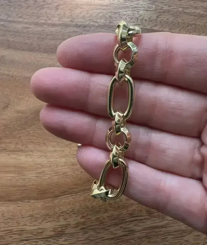 Chunky Cable Chain Link Hypoallergenic Toggle Clasp Fashion Bracelet - Femstylo