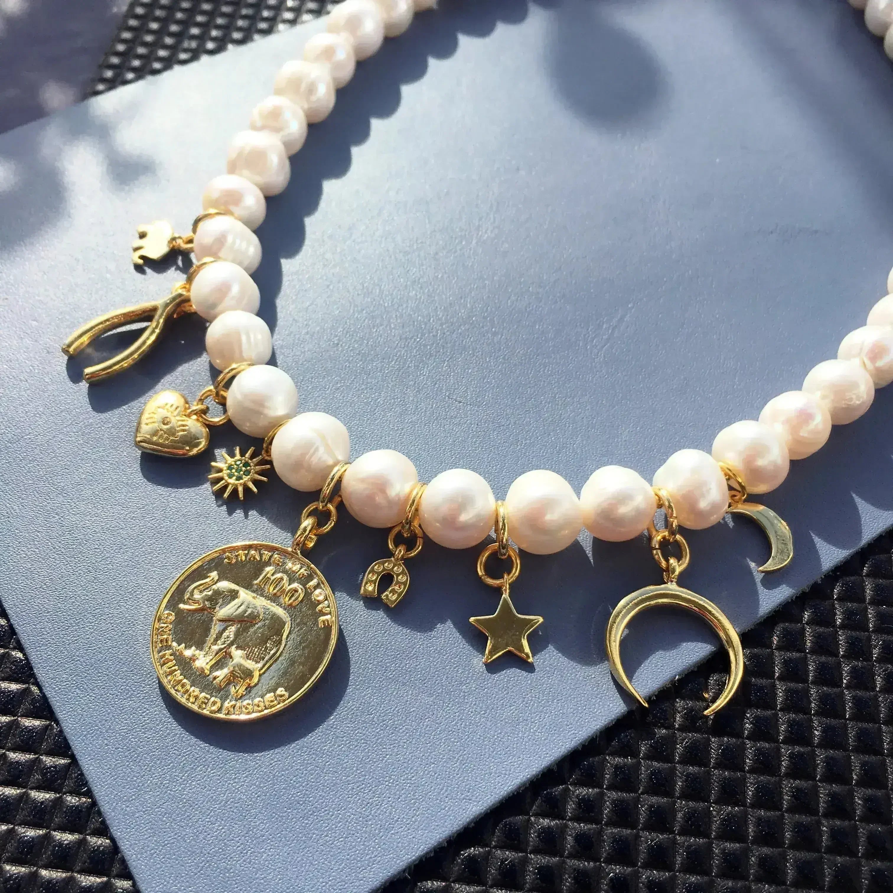 Lucky Charm Pearl Necklace - Femstylo