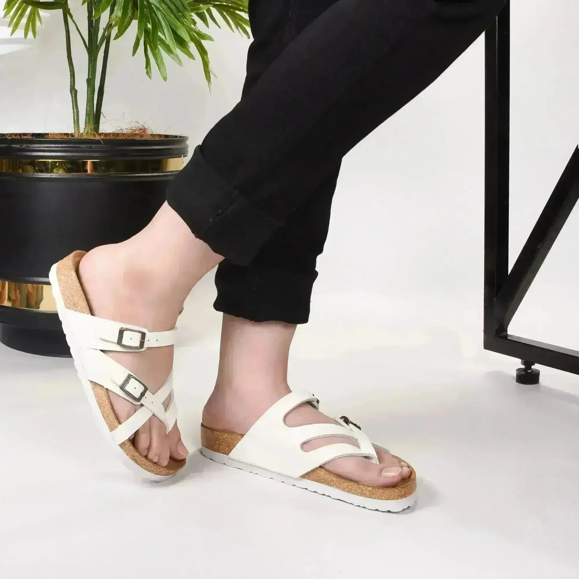 Aerothotic Celestis Women's Soft Footbed Strappy Slide Sandals - Femstylo