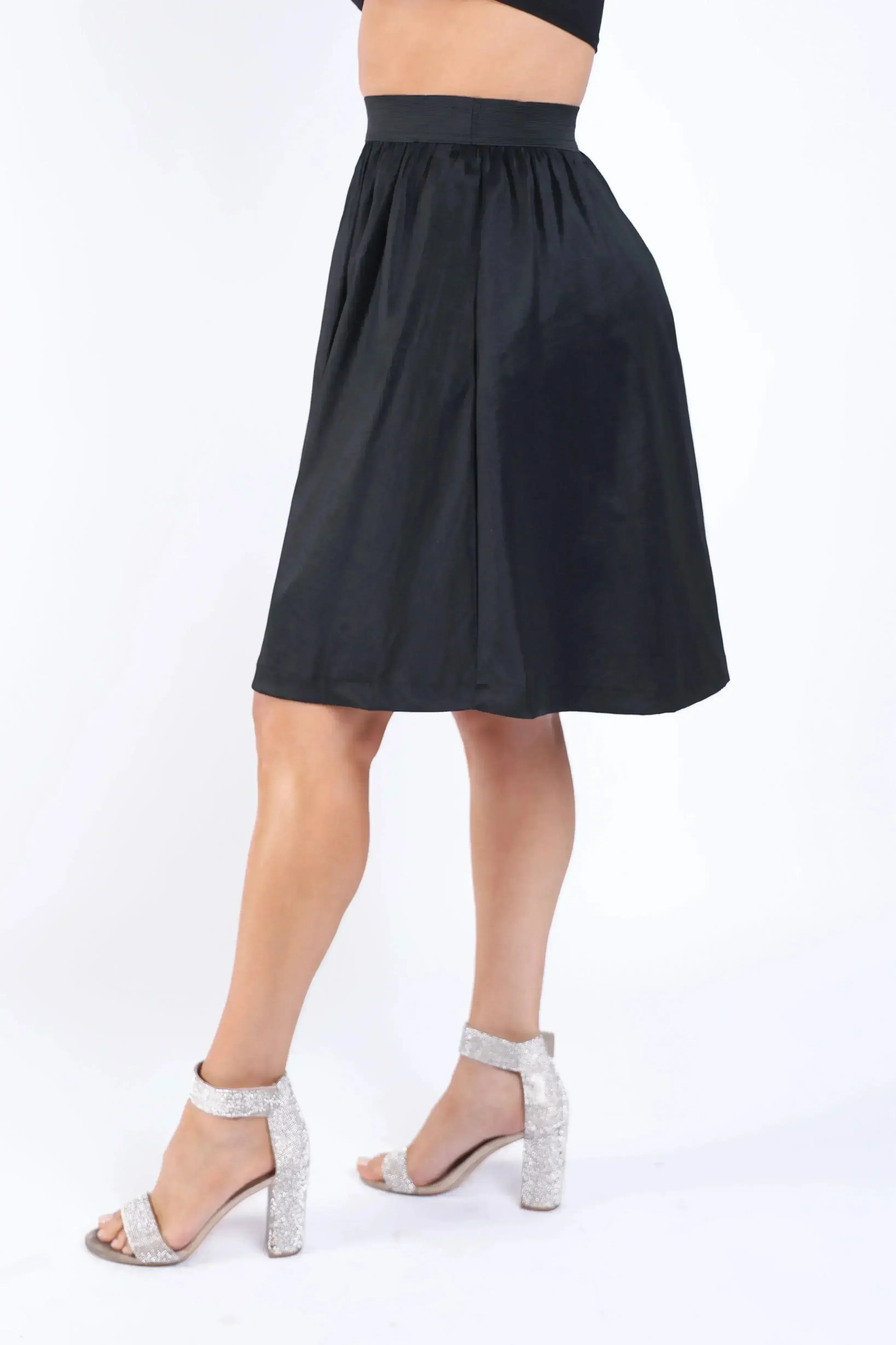 Casual Elastic High Waist Pleated Midi Flare Black Skirt - Femstylo