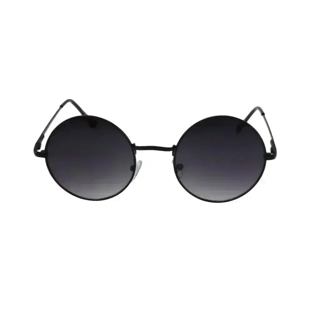 MQ Presley Sunglasses in Black / Smoke - Femstylo