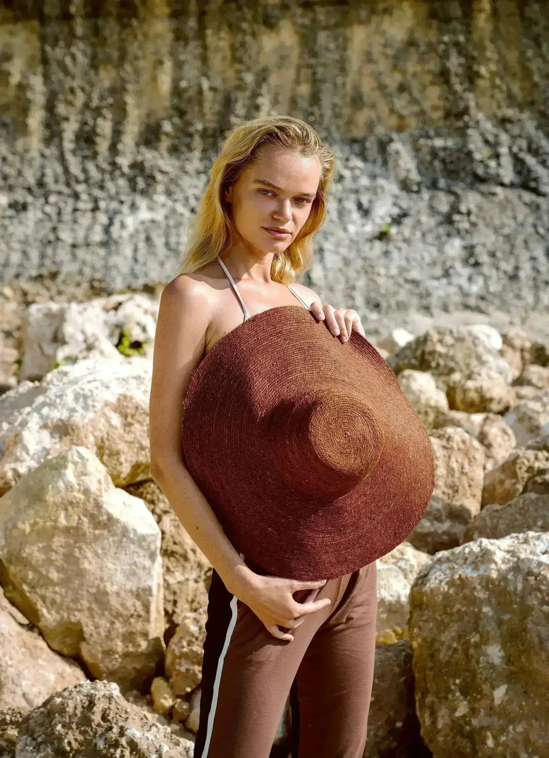 RIRI Jute Handwoven Straw Hat In Burnt Sienna - Femstylo
