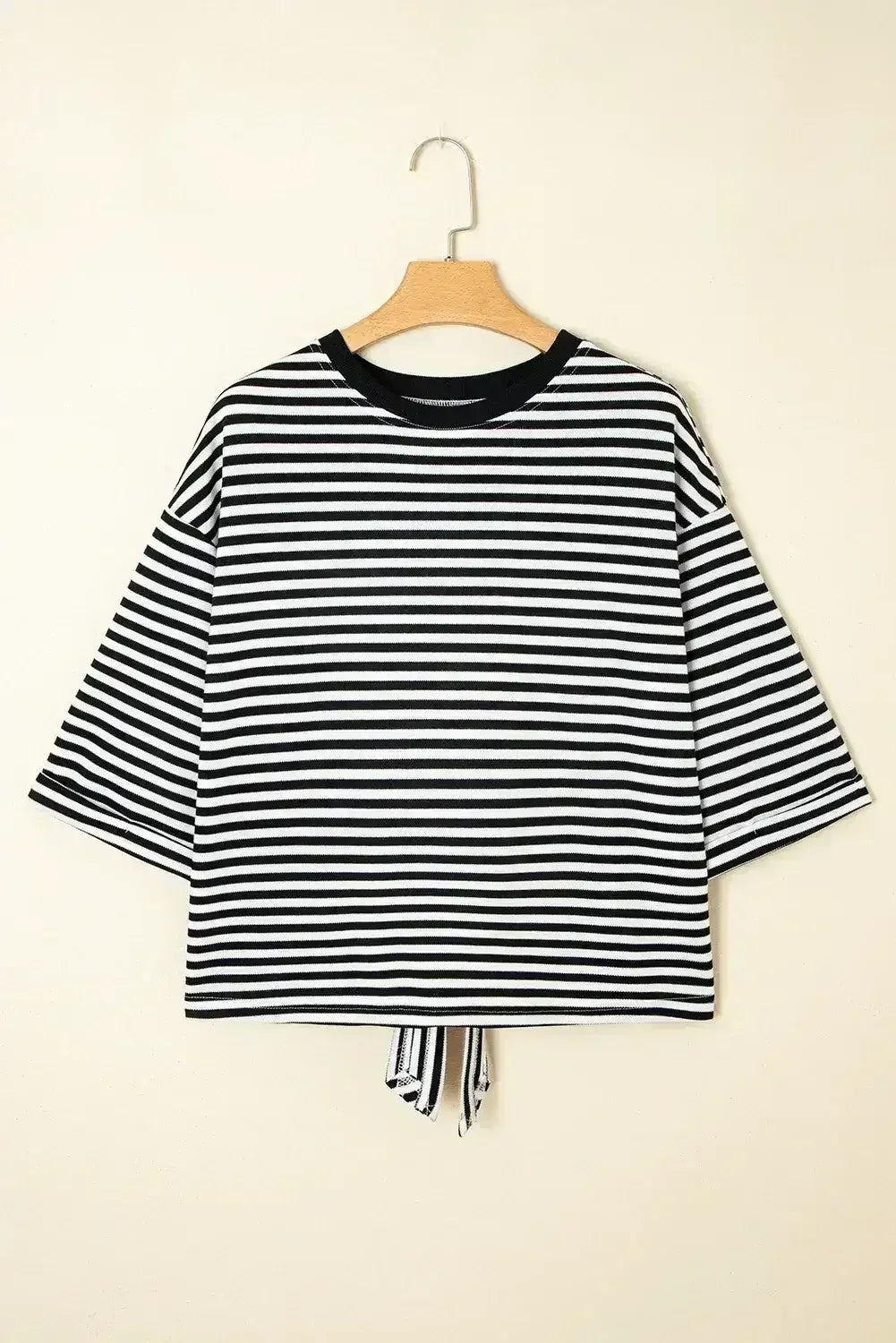 Black Stripe Bowknot Backless T-Shirt - Femstylo