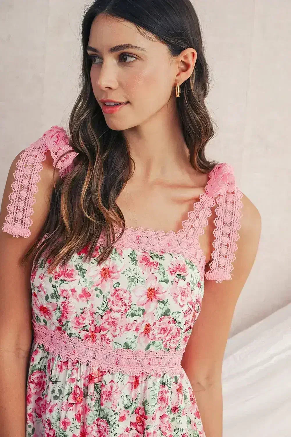 Green Floral Lace Tied Strap Empire Waist Maxi Dress - Femstylo