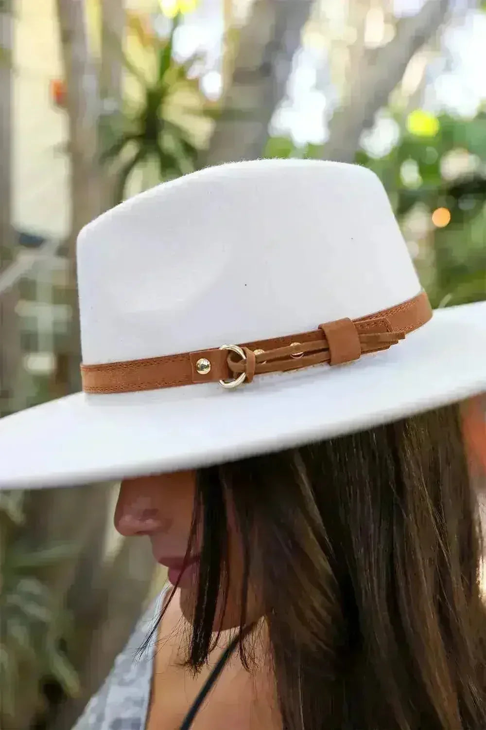 Flat Brim Buckle Hat - Femstylo