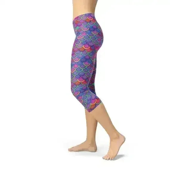 Womens Purple Pink Mermaid Capri Leggings - Femstylo