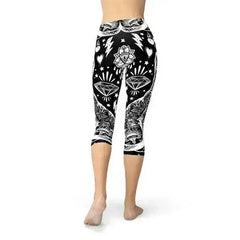 Womens Black Magic Cat Capri Leggings - Femstylo