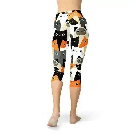 Womens All Over Print Cats Capri Leggings - Femstylo