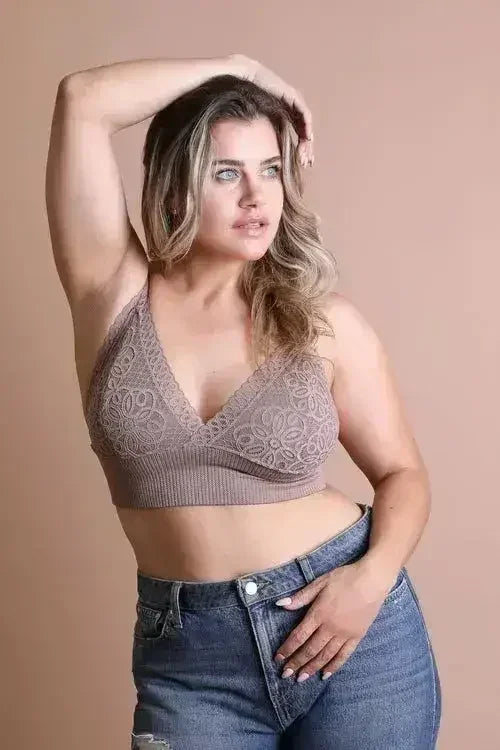 Plus Size Lace Brami – Stretchy Waistband, Elegant & Sexy - Femstylo