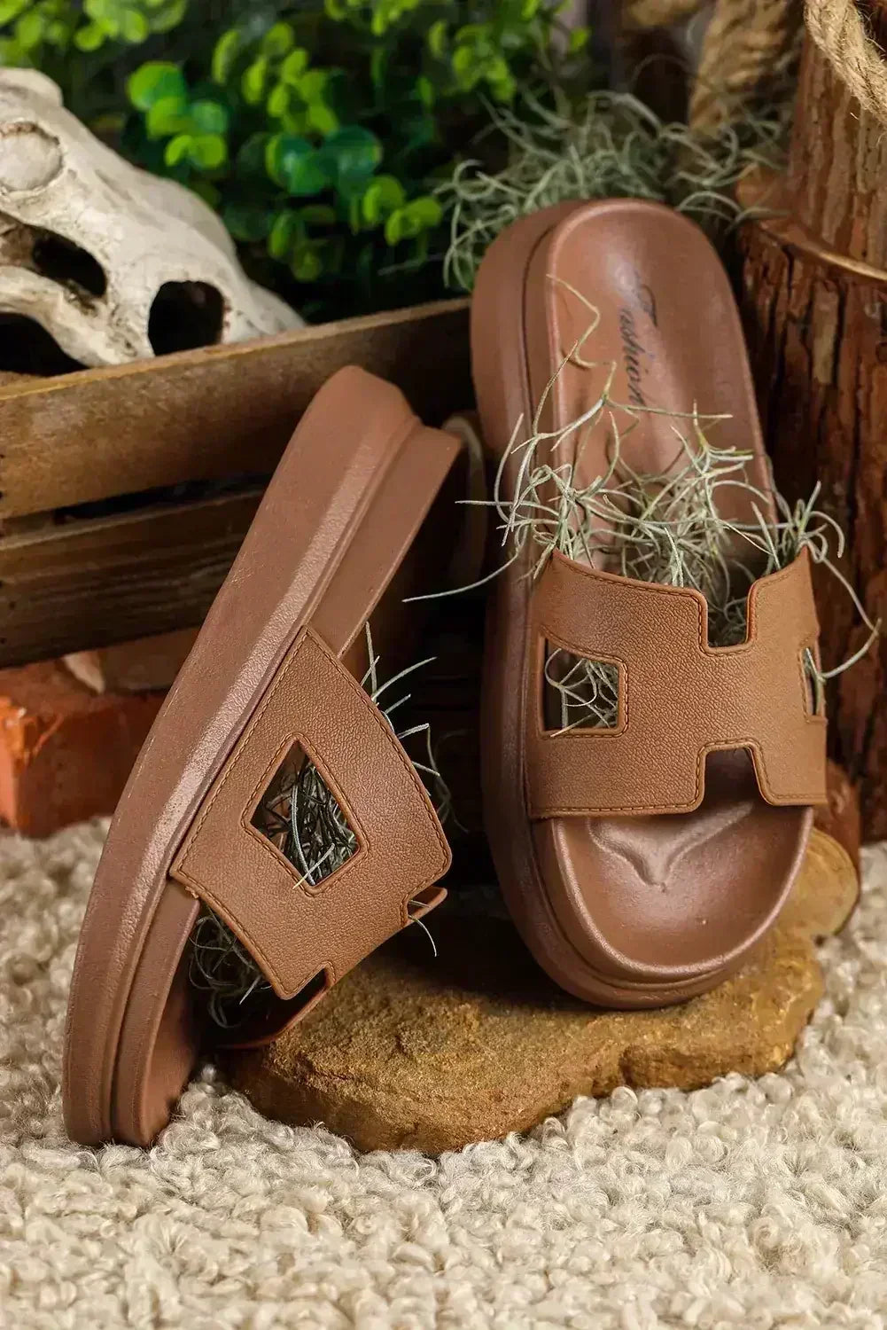Black Cut Out Band Open Toe Platform Slides Shoes - Femstylo