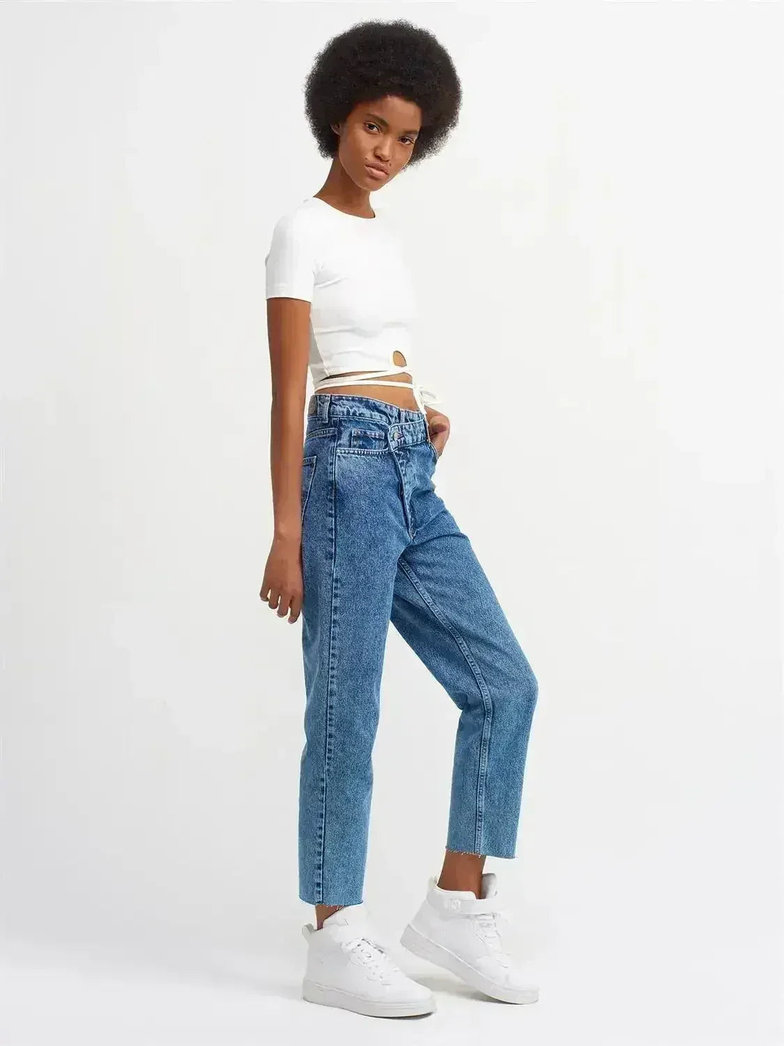 Lace Up Crop Top - Femstylo