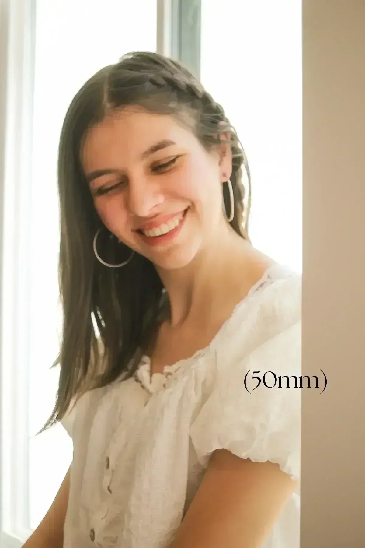 Megan Hoop - Femstylo