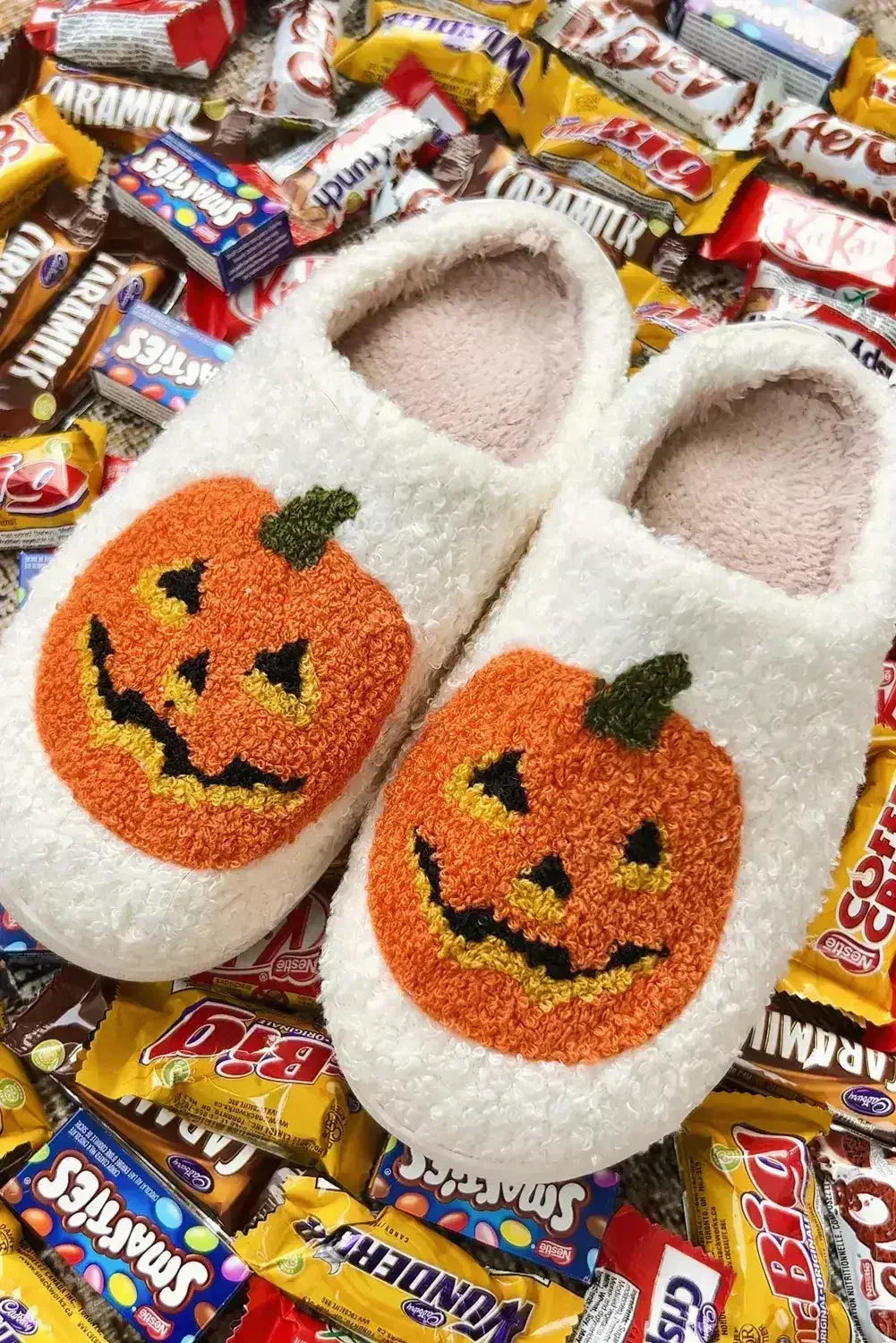 Black Halloween Pumpkin Print Plush Slippers - Femstylo