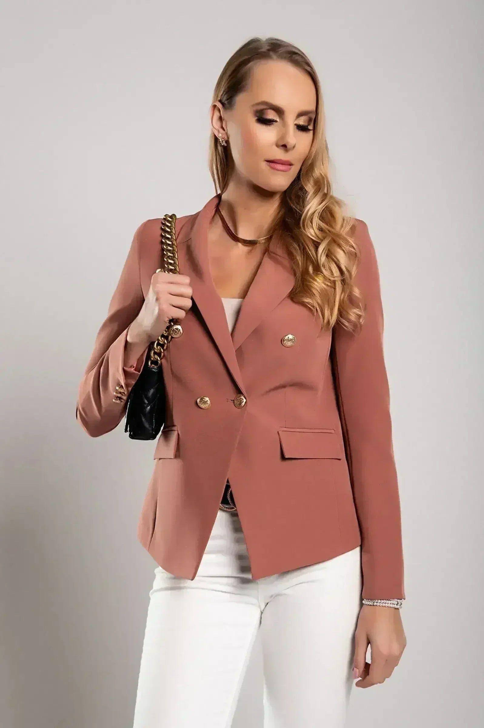 Blazer s klasičnim ovratnikom Caorla, starinsko roza - Femstylo