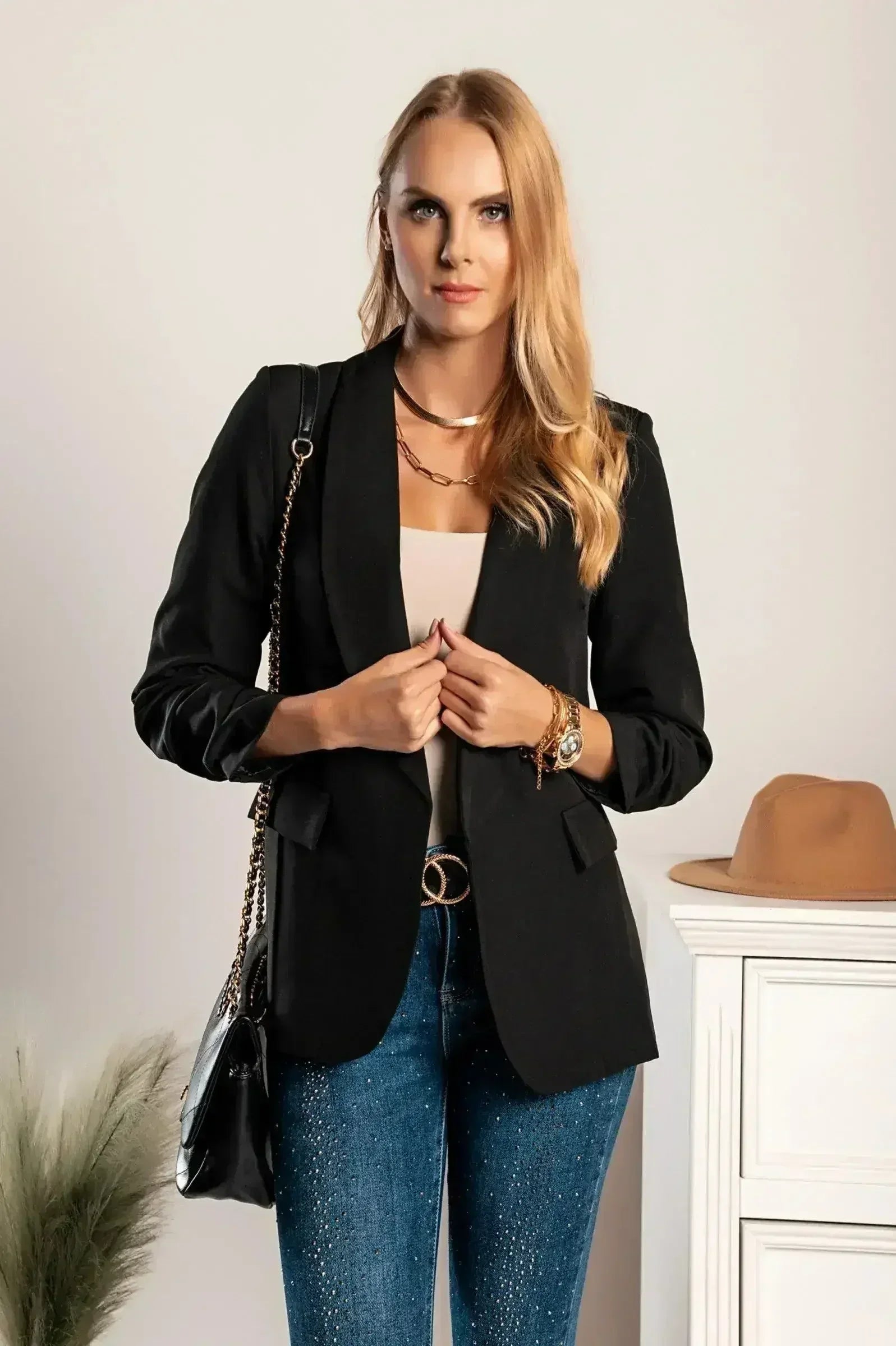 Daljši blazer s klasičnim ovratnikom Turina, črn - Femstylo