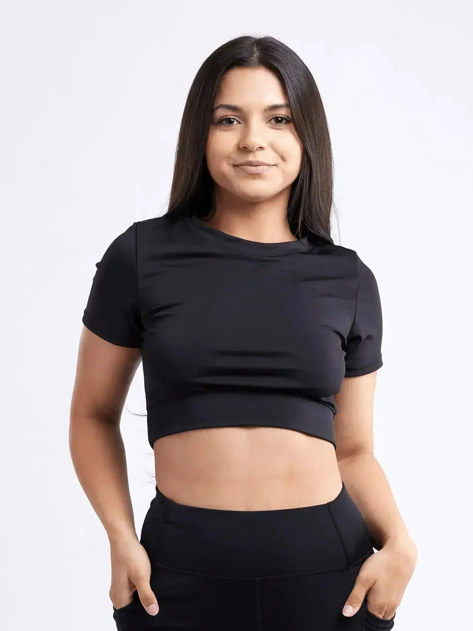 Short-Sleeve Crop Top - Femstylo