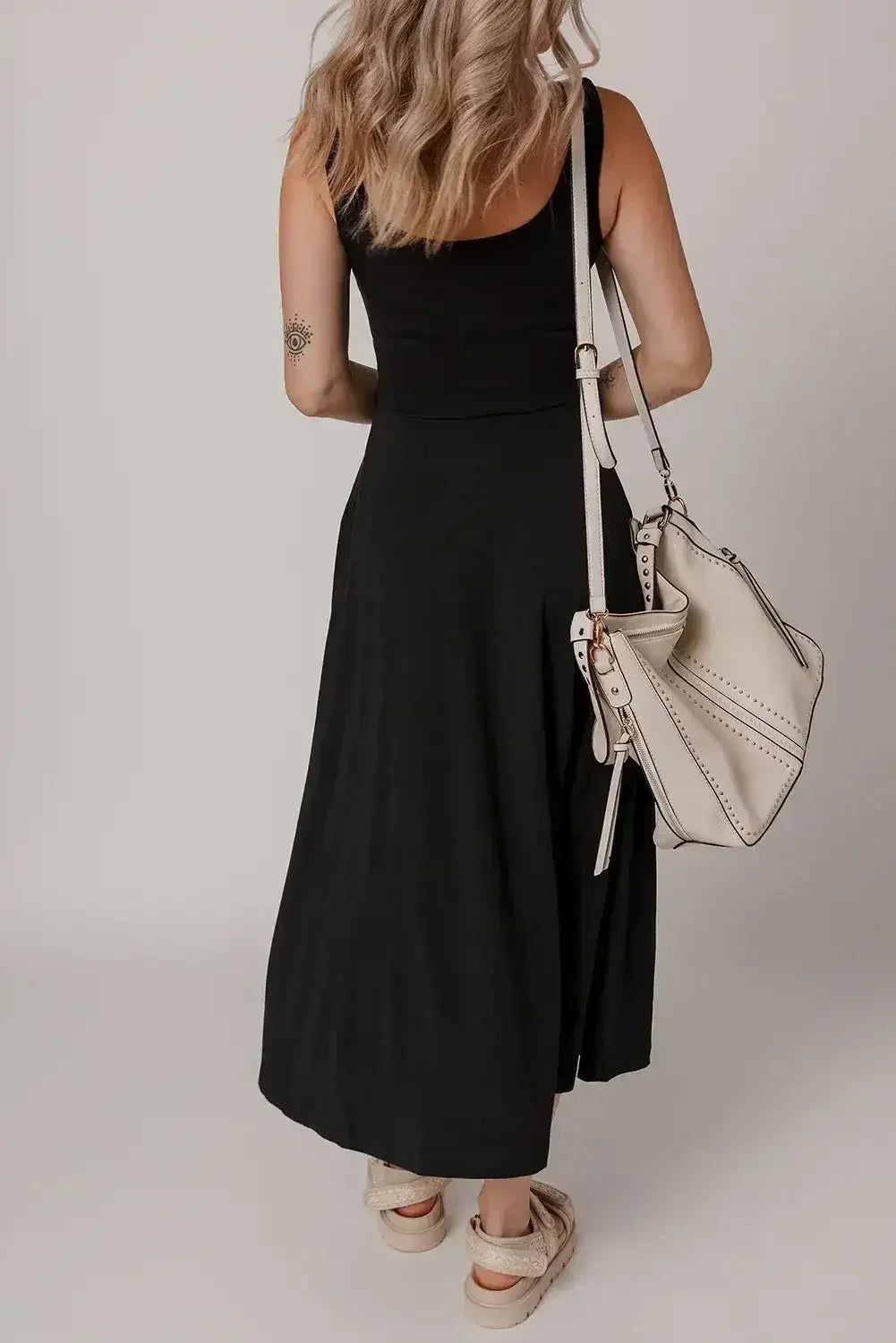 Black Sleeveless Scoop Neck Flared Split Midi Dress - Femstylo