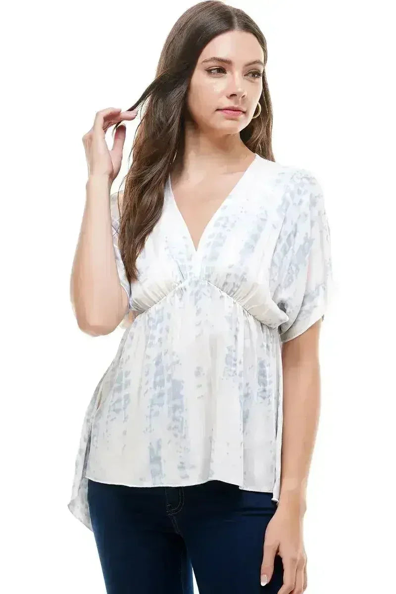 Flowy V-Neck Top with Relaxed Fit - Femstylo