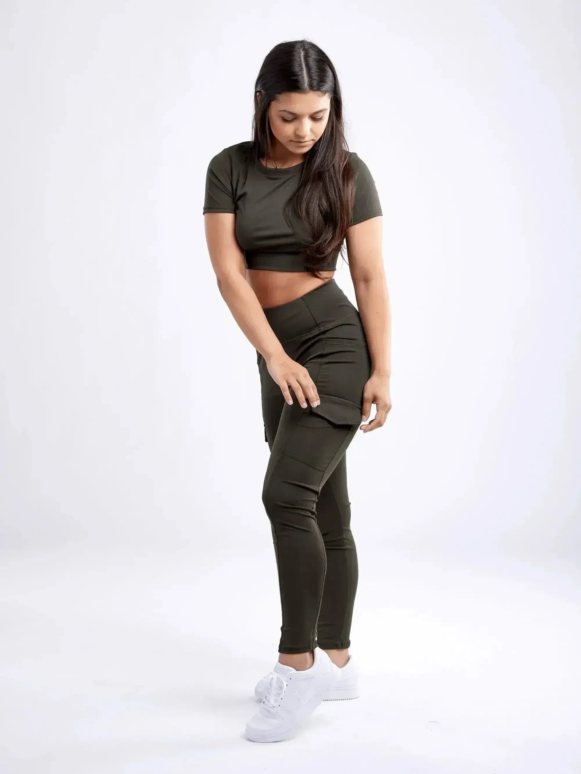 Short-Sleeve Crop Top - Femstylo