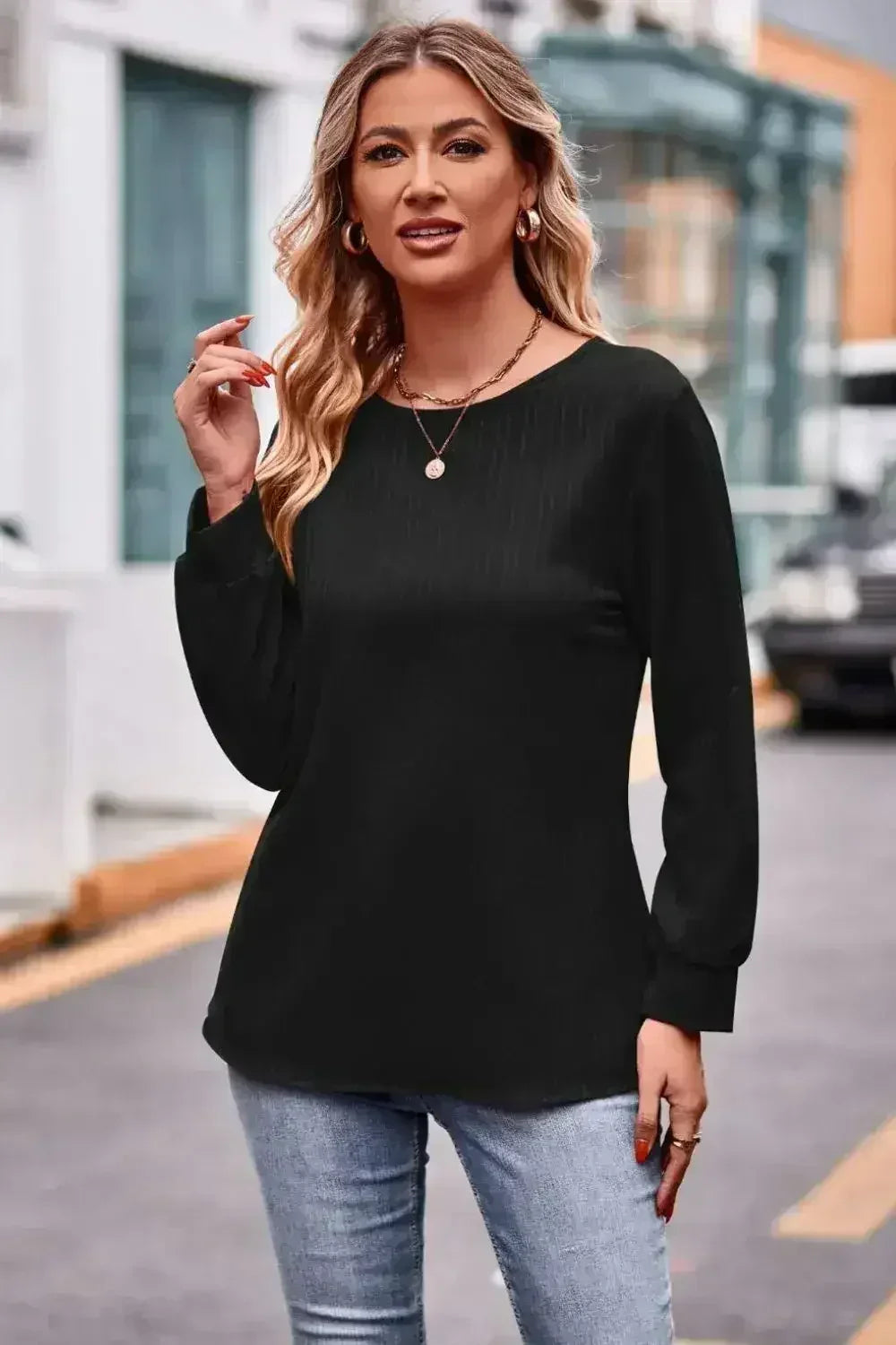Round Neck Long Sleeve Tee - Femstylo