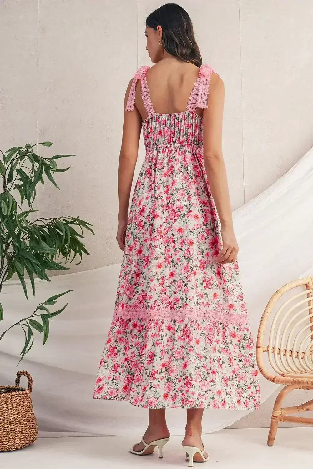 Green Floral Lace Tied Strap Empire Waist Maxi Dress - Femstylo