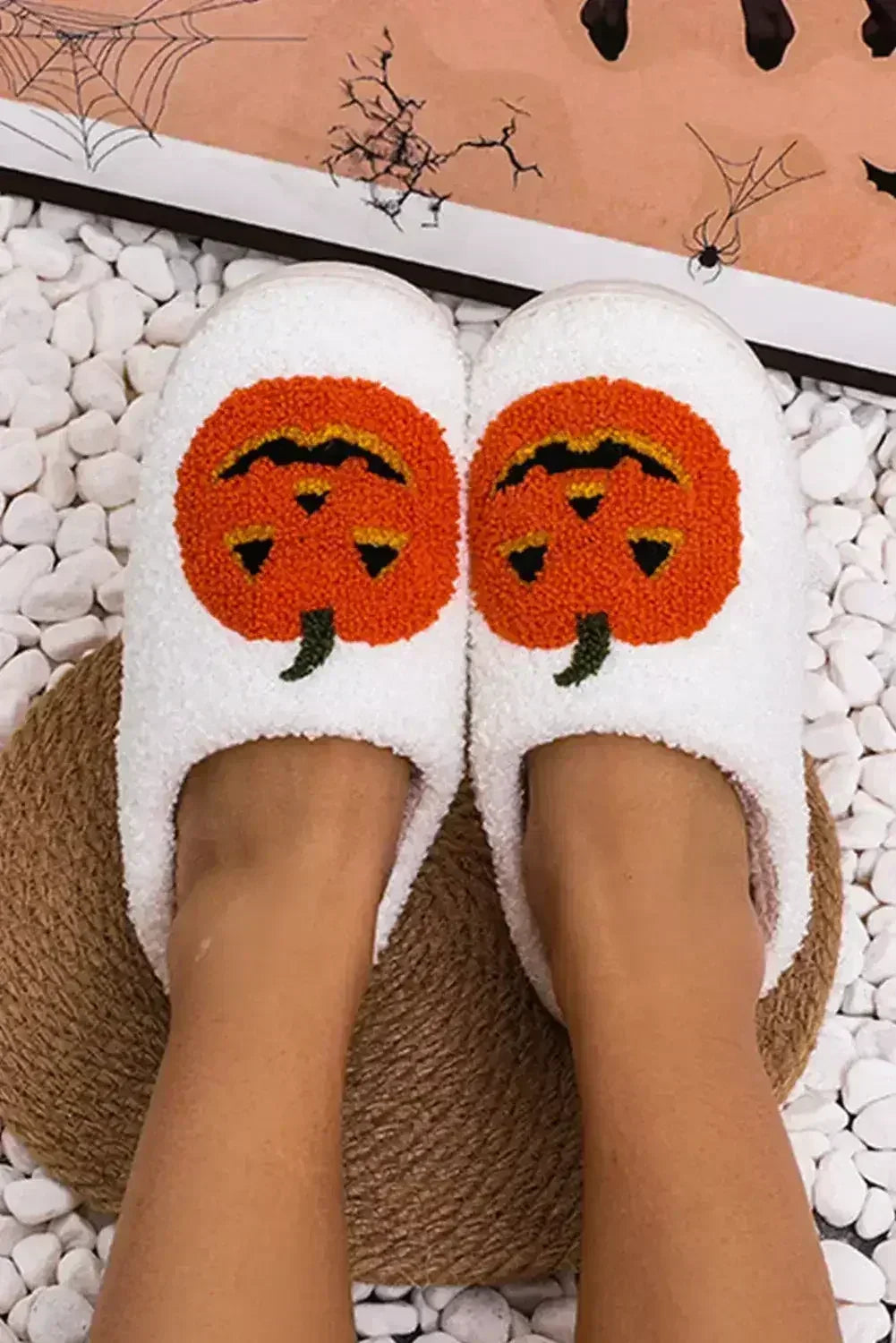 Black Halloween Pumpkin Print Plush Slippers - Femstylo