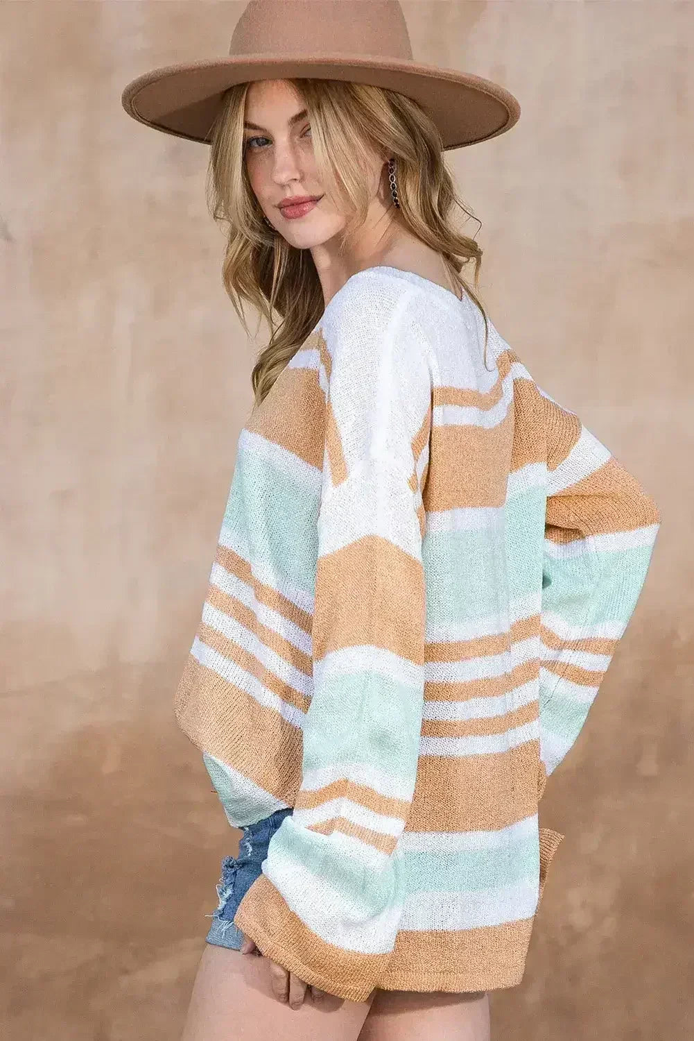 Multicolor Colorblock Stripe V Neck Split Sweater - Femstylo