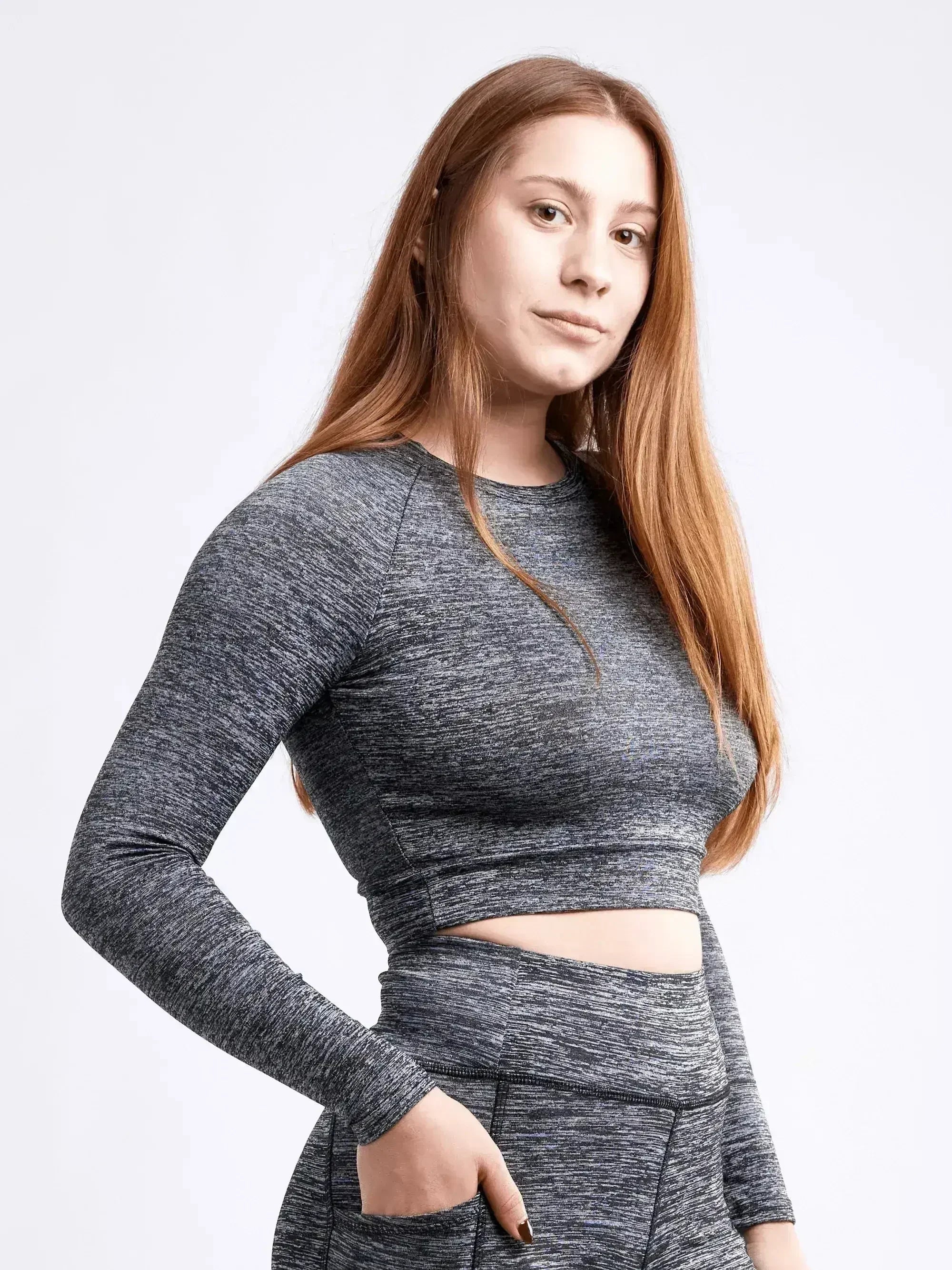 Long-Sleeve Crop Top - Femstylo