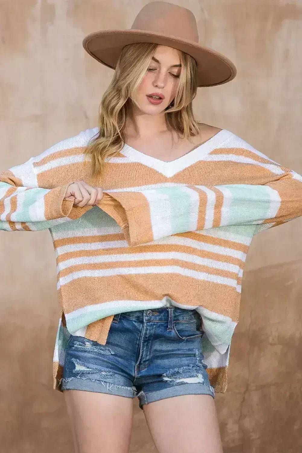 Multicolor Colorblock Stripe V Neck Split Sweater - Femstylo