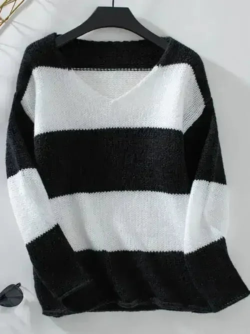 Color Block V-Neck Long Sleeve Sweater - Femstylo