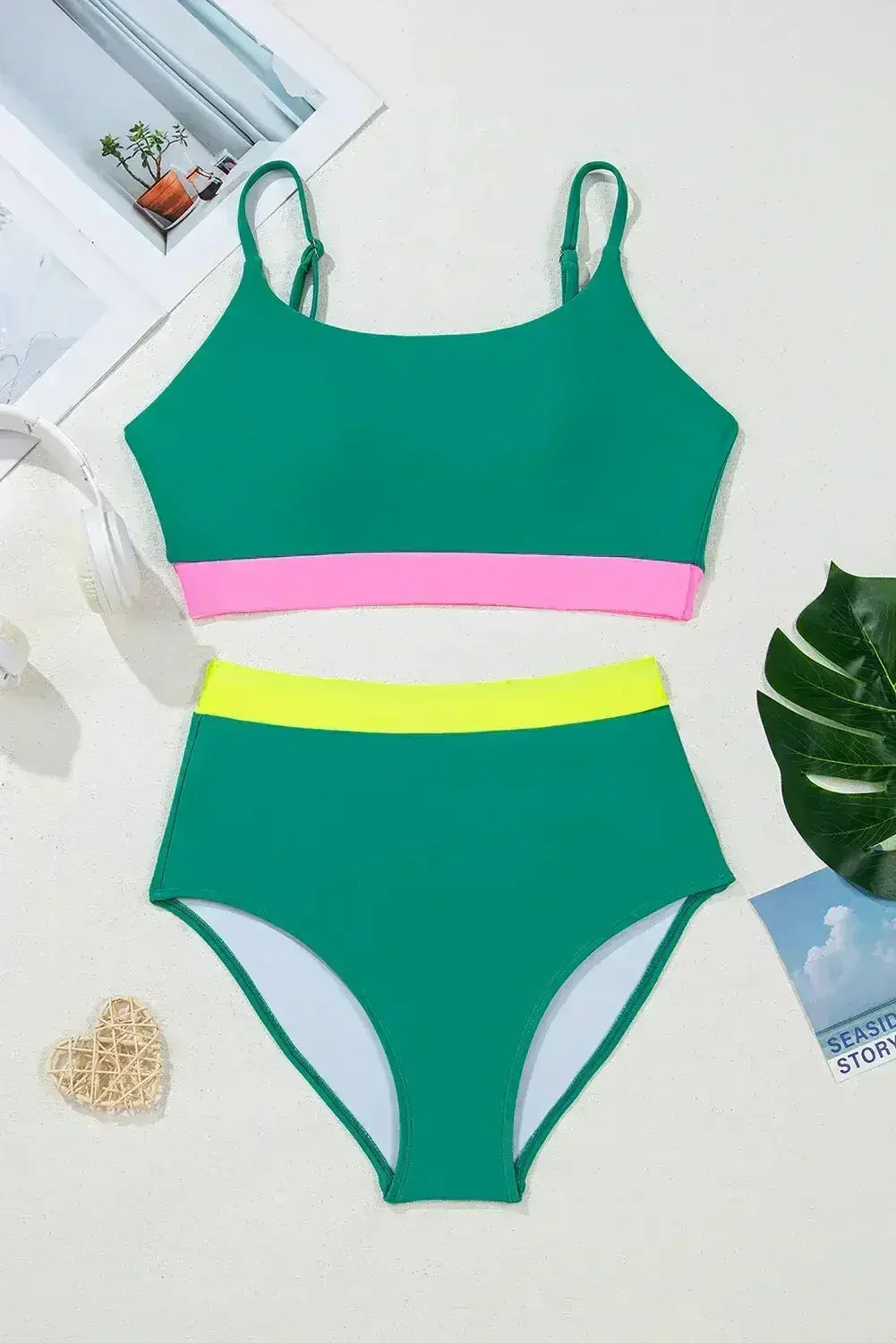 Sea Green Contrast Trim Colorblock High-Waisted Bikini Swimwear - Femstylo