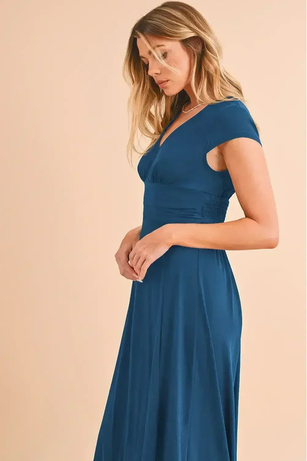 Black Deep V Neck Ruched High Waist Midi Dress - Femstylo