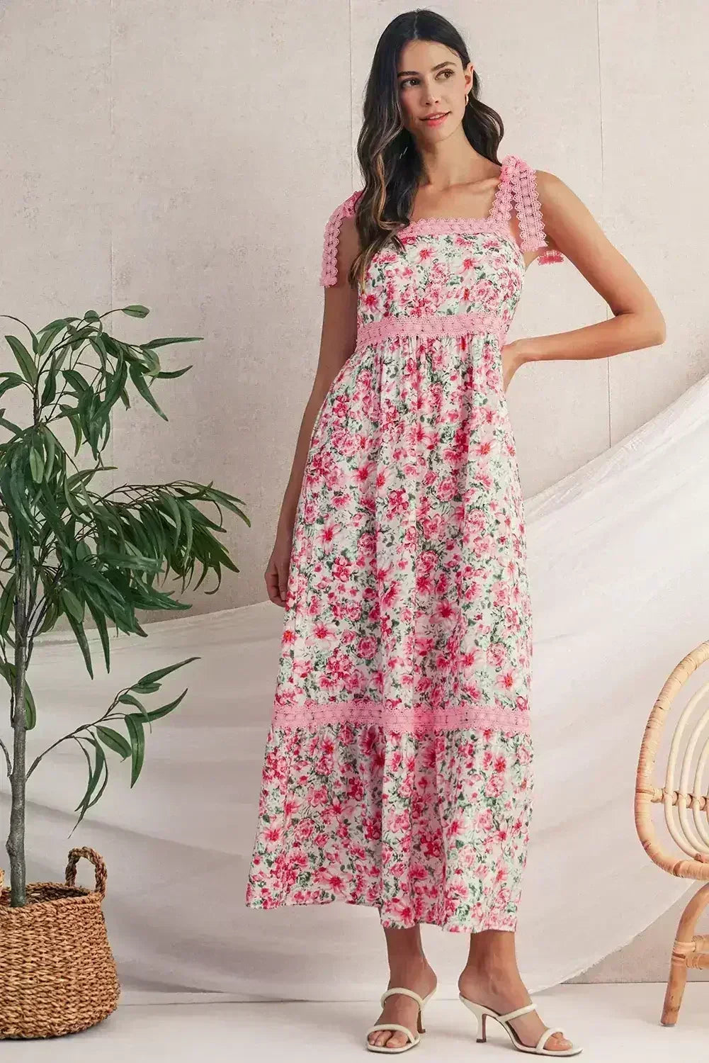 Green Floral Lace Tied Strap Empire Waist Maxi Dress - Femstylo