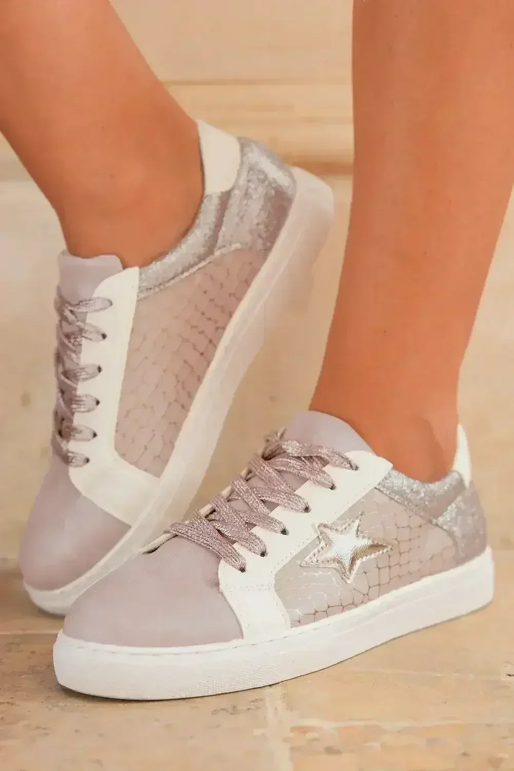 Gold Glitter Star Patchwork PU Leather Lace-up Sneakers - Femstylo