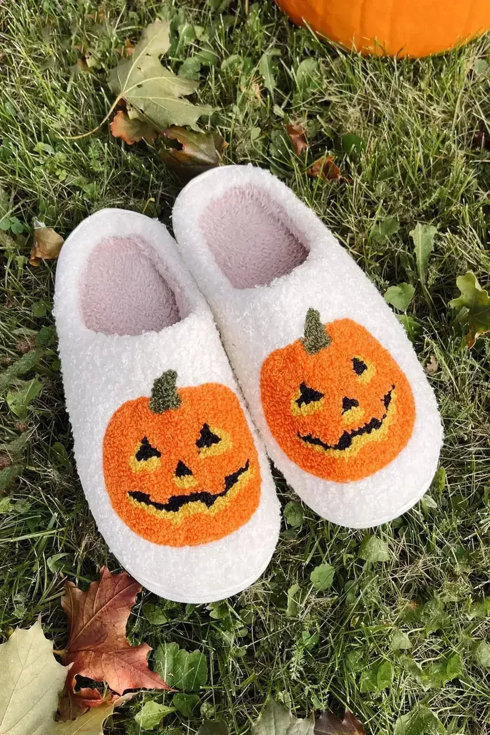 Black Halloween Pumpkin Print Plush Slippers - Femstylo