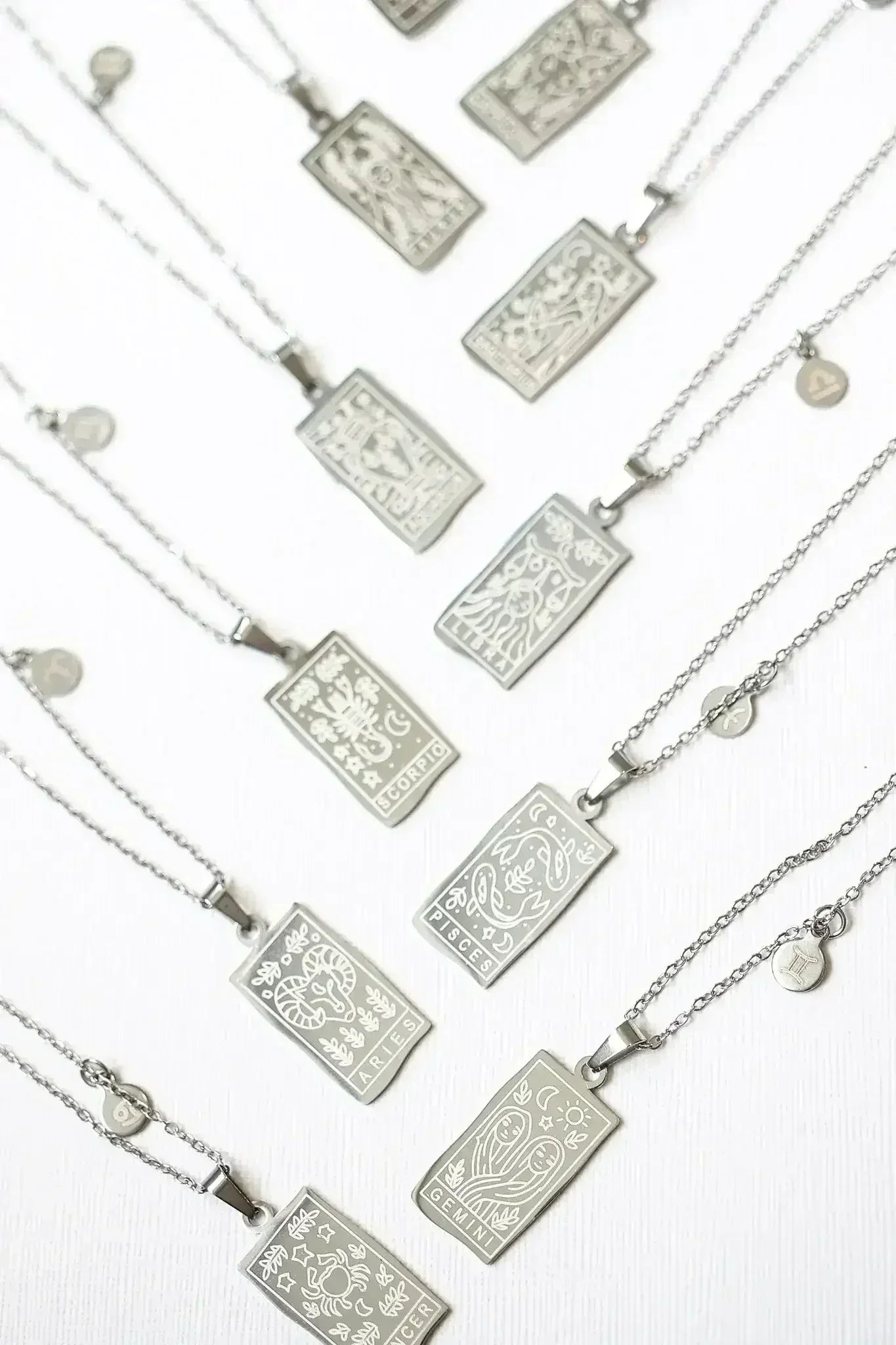 Zodiac Pendant Necklace - Femstylo