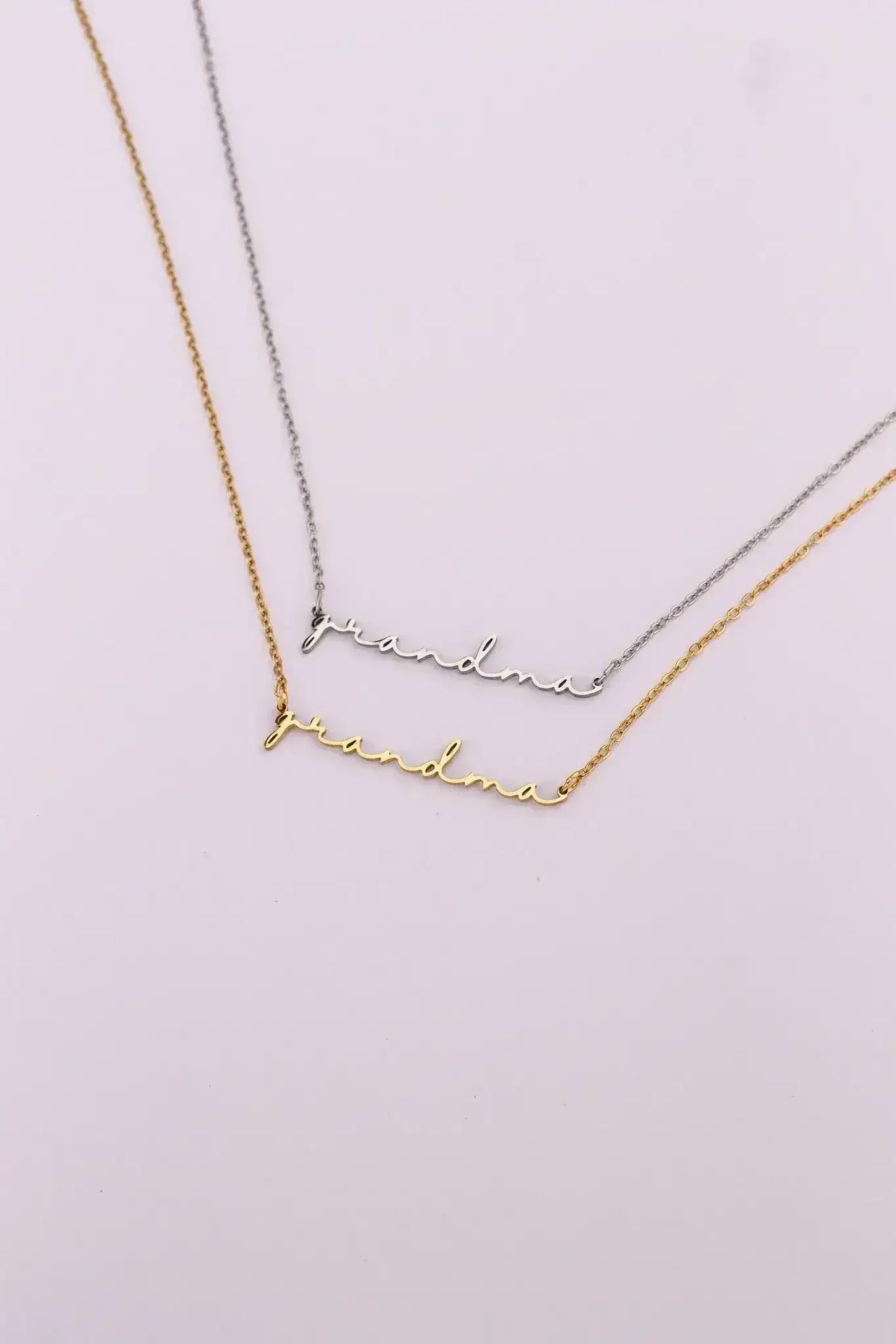 "Grandma" Necklace - Femstylo