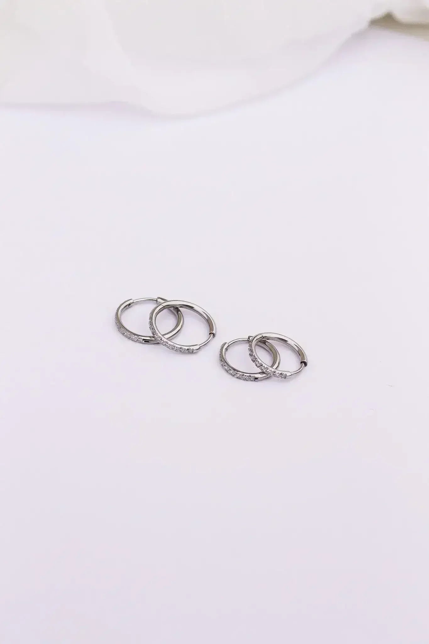 Mini Crystal Hoop - Femstylo