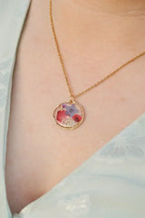 Nyla Pressed Flower Necklace in Multicolor - Femstylo